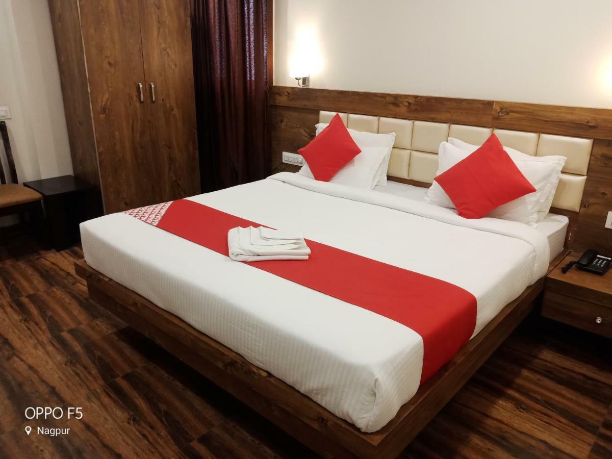 Hotel Star Zest House นาคปุระ ภายนอก รูปภาพ