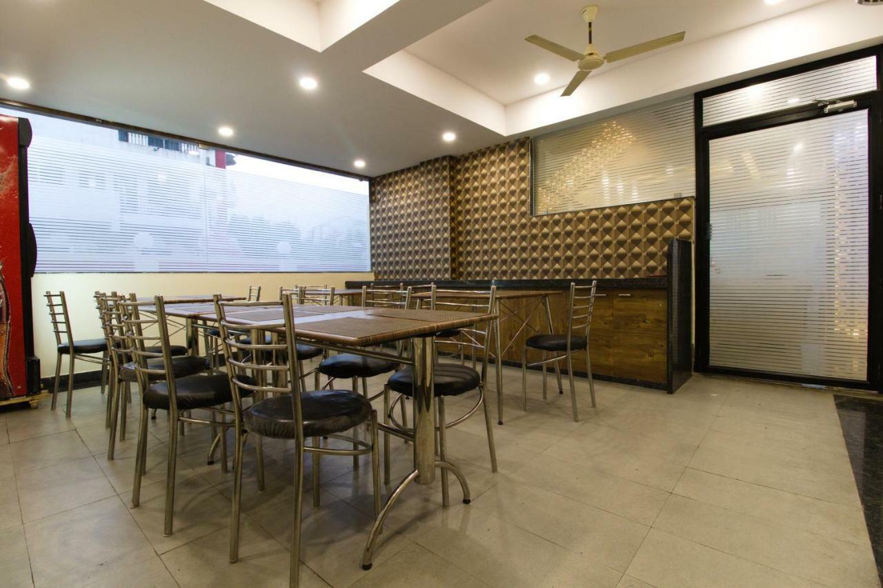Hotel Star Zest House นาคปุระ ภายนอก รูปภาพ