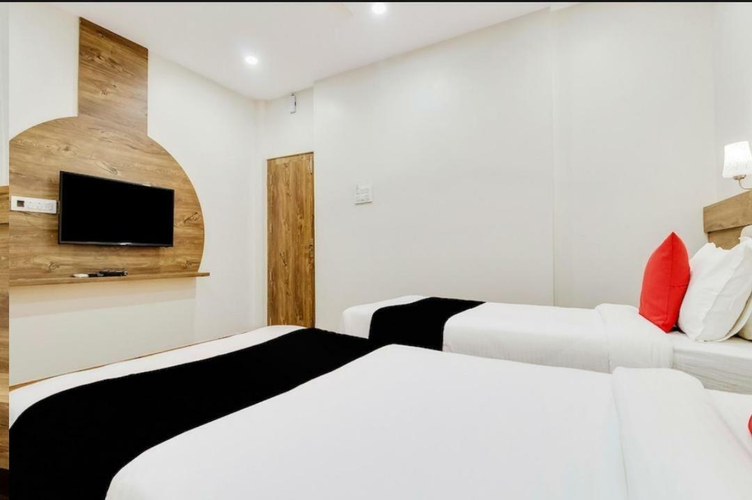 Hotel Star Zest House นาคปุระ ภายนอก รูปภาพ