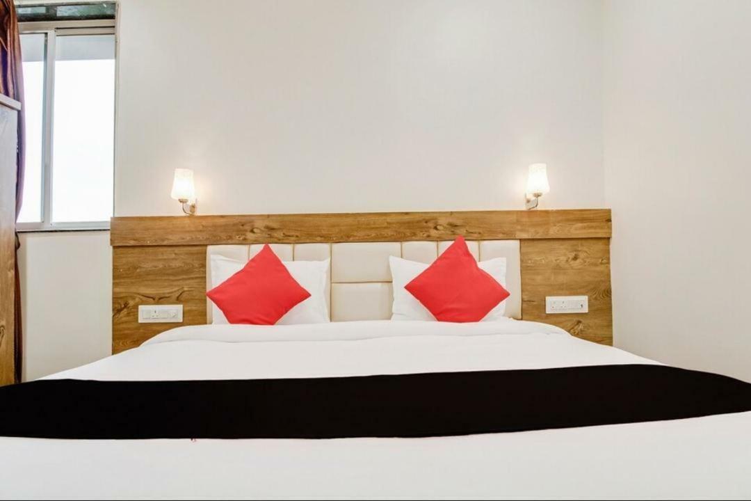 Hotel Star Zest House นาคปุระ ภายนอก รูปภาพ