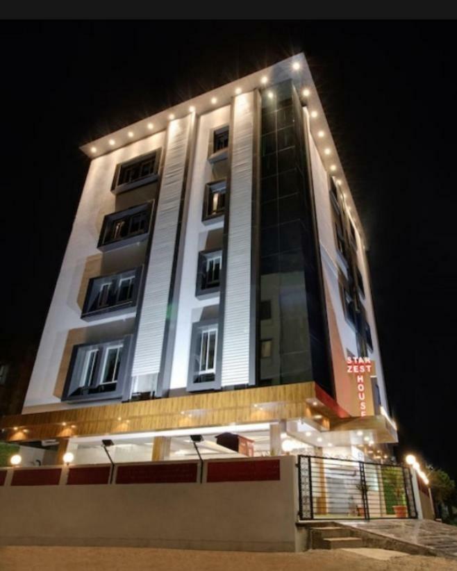 Hotel Star Zest House นาคปุระ ภายนอก รูปภาพ