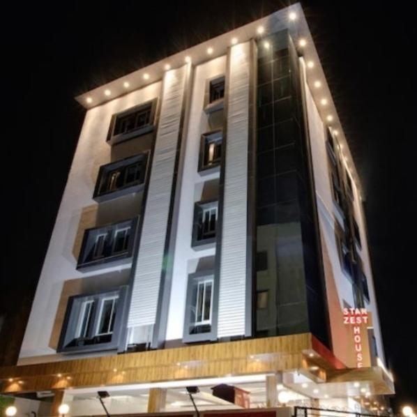Hotel Star Zest House นาคปุระ ภายนอก รูปภาพ